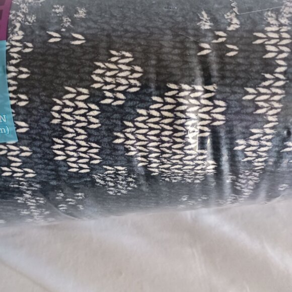 Vibrant Life Soft & Cozy Blue Pillow Pet Bed 27x36 Tufted Machine Washable NIP - Picture 15 of 16